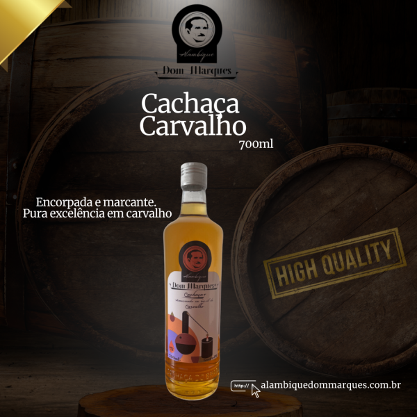 Cachaça armazenada em barril de Carvalho